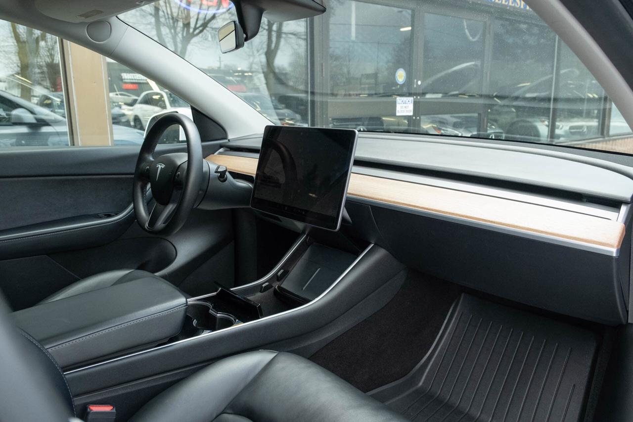 2020 Tesla Model Y Long Range AWD Photo