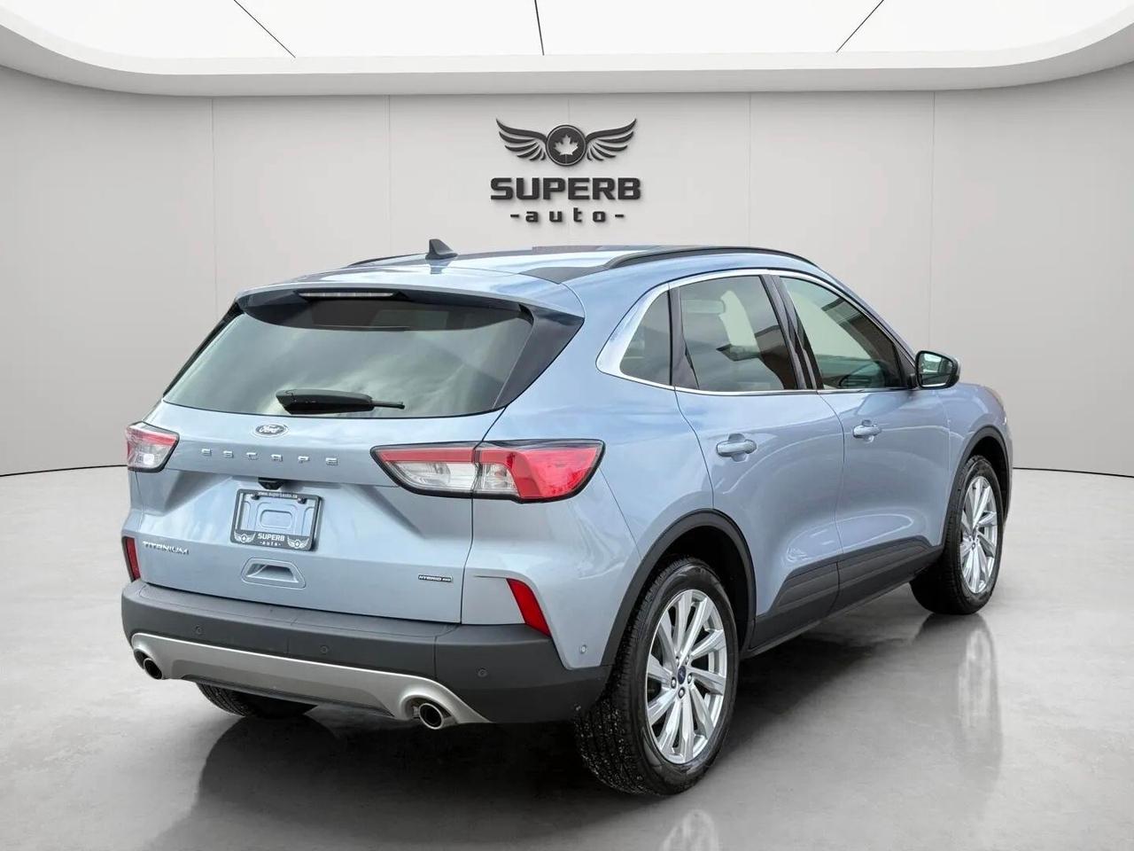 2022 Ford Escape TITANIUM   AWD   HYBRID   NO ACCIDENT Photo