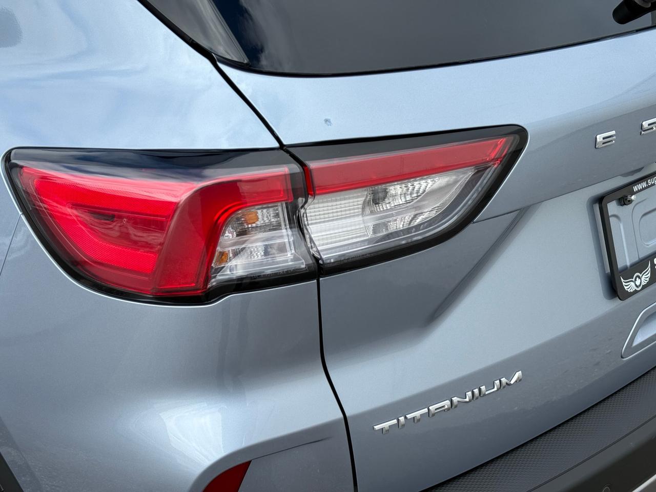 2022 Ford Escape TITANIUM   AWD   HYBRID   NO ACCIDENT Photo