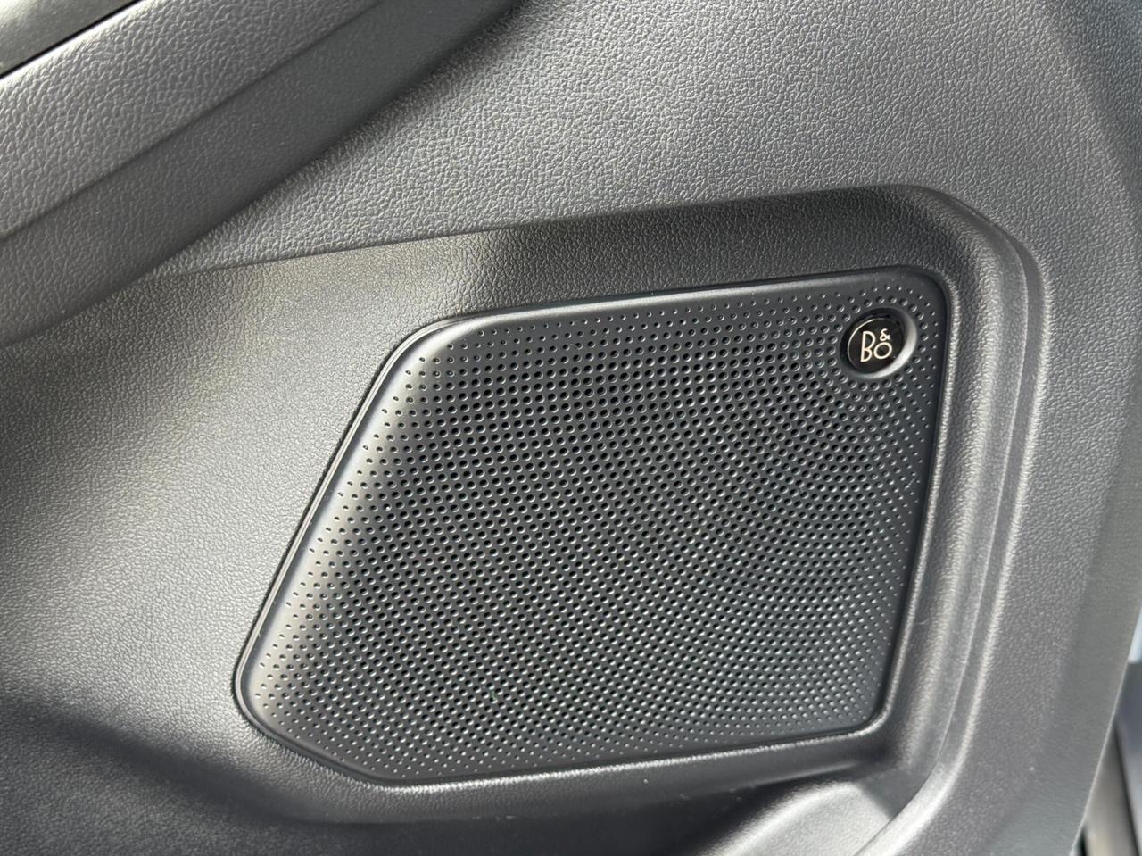 2022 Ford Escape TITANIUM   AWD   HYBRID   NO ACCIDENT Photo