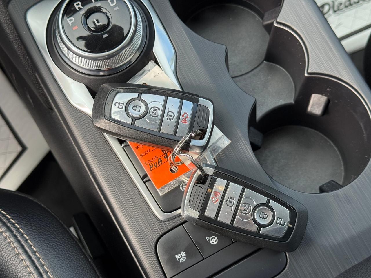 2022 Ford Escape TITANIUM   AWD   HYBRID   NO ACCIDENT Photo