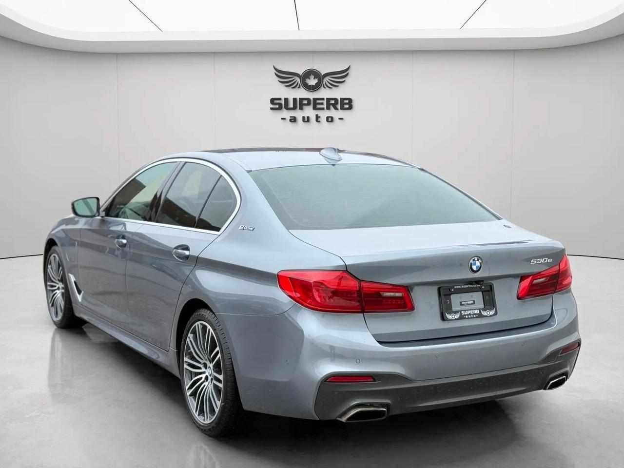 2019 BMW 5-Series Hybrid 530e  M SPORT   ENHANCED    IPERFORMANCE   PLUG-IN Photo4