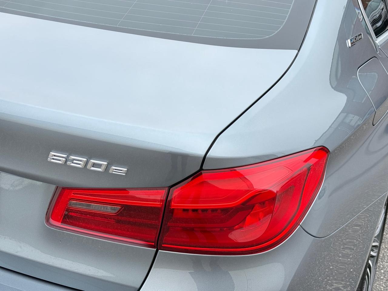 2019 BMW 5-Series Hybrid 530e  M SPORT   ENHANCED    IPERFORMANCE   PLUG-IN Photo