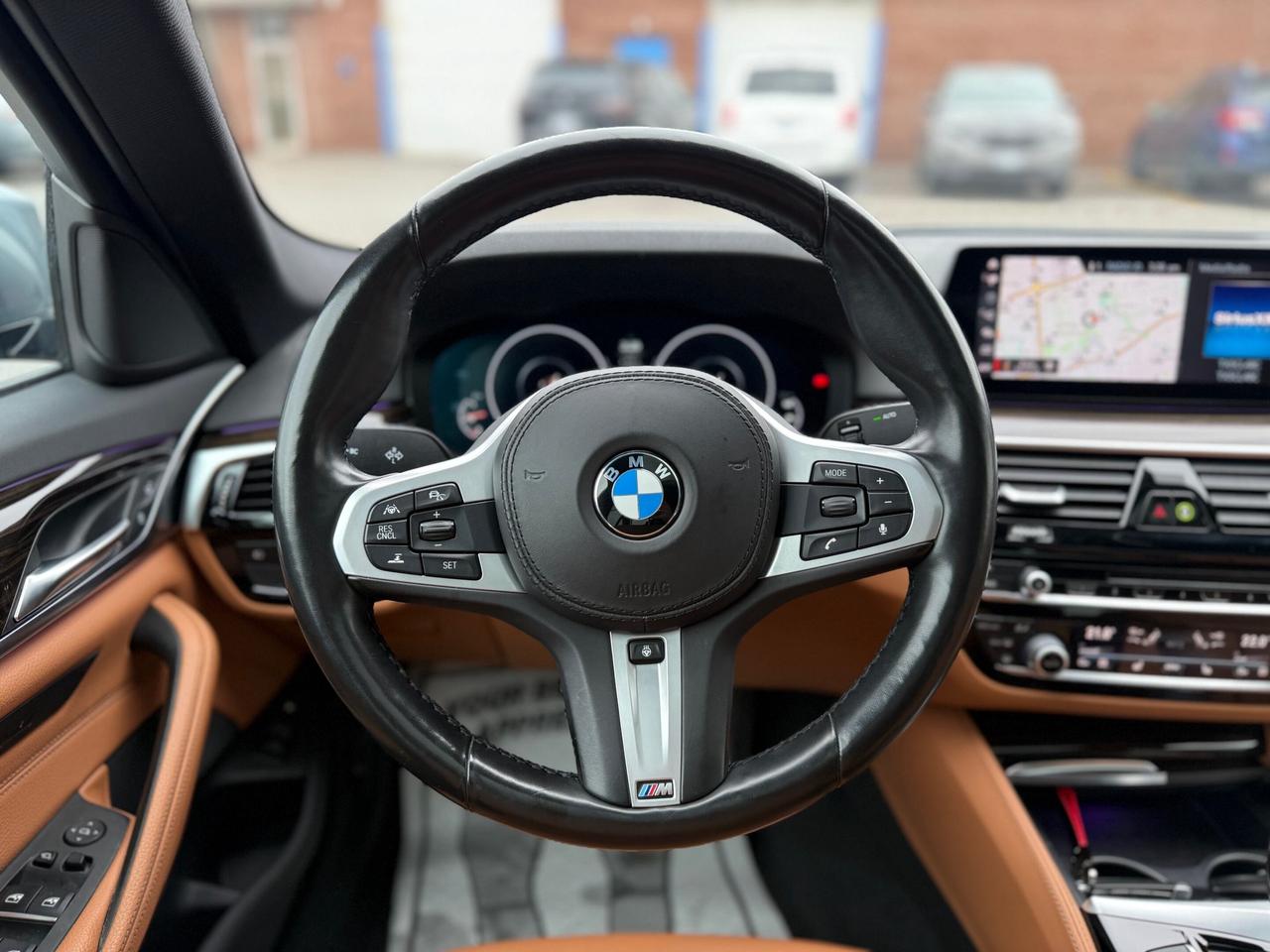 2019 BMW 5-Series Hybrid 530e  M SPORT   ENHANCED    IPERFORMANCE   PLUG-IN Photo