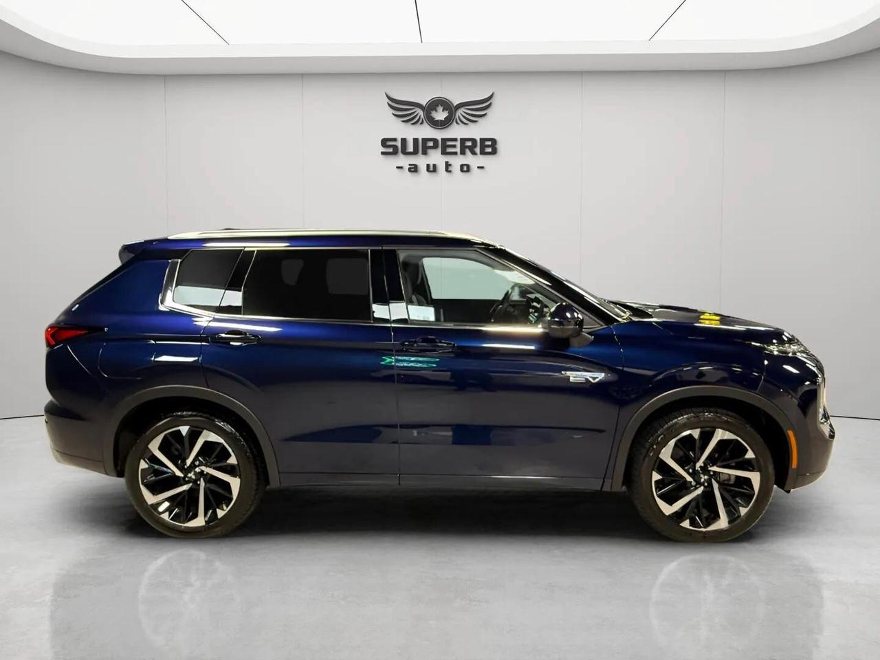 2024 Mitsubishi Outlander GT   S-AWC   ONE OWNER   NO ACCIDENT   BOSE SOUND Photo