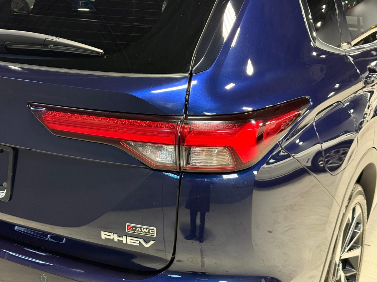 2024 Mitsubishi Outlander GT   S-AWC   ONE OWNER   NO ACCIDENT   BOSE SOUND Photo