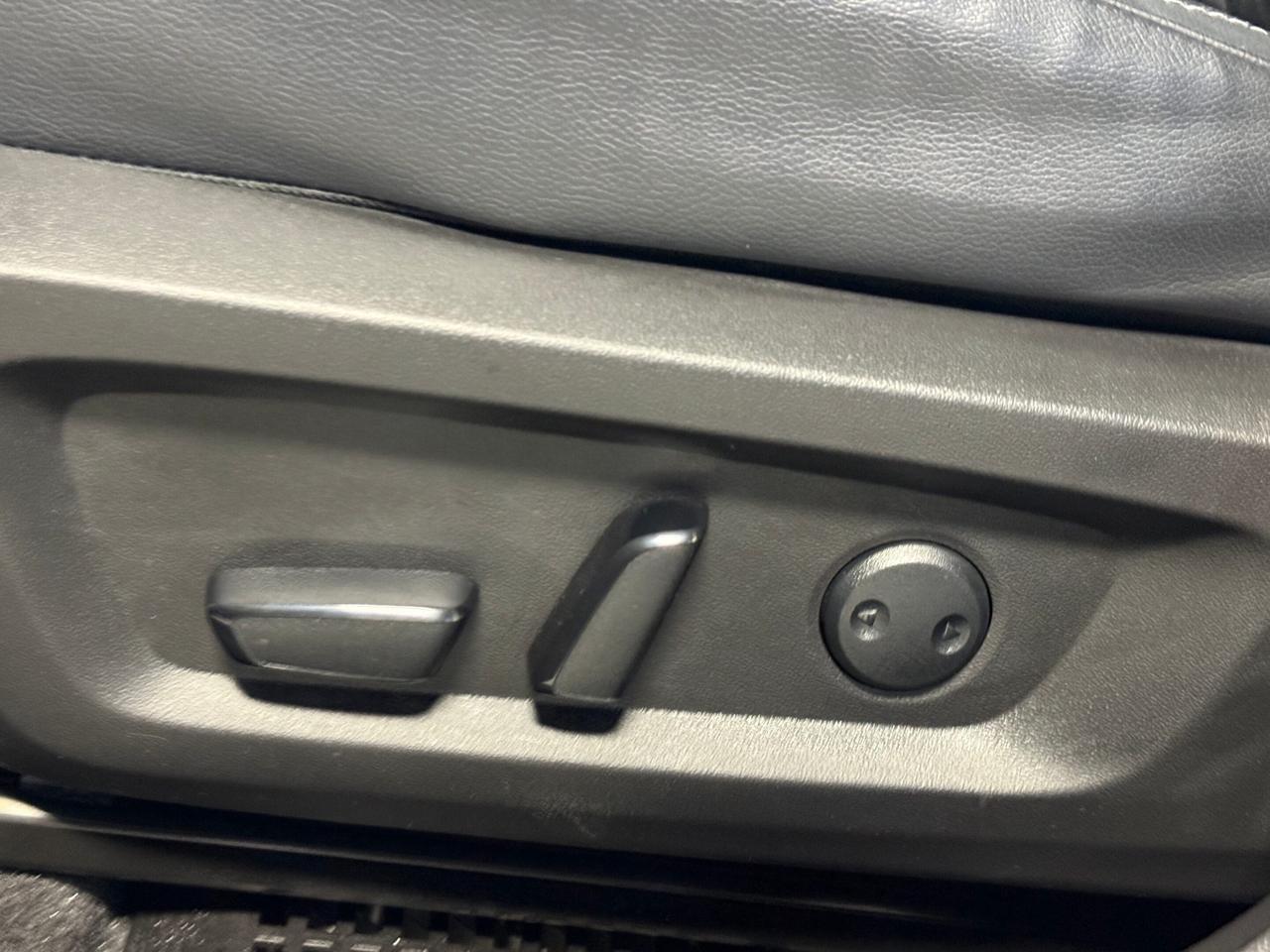 2024 Mitsubishi Outlander GT   S-AWC   ONE OWNER   NO ACCIDENT   BOSE SOUND Photo