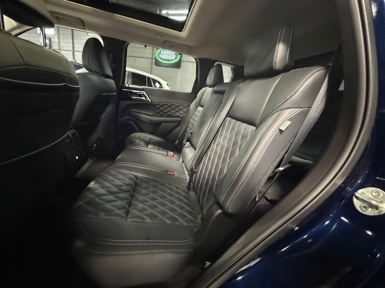 2024 Mitsubishi Outlander GT   S-AWC   ONE OWNER   NO ACCIDENT   BOSE SOUND Photo