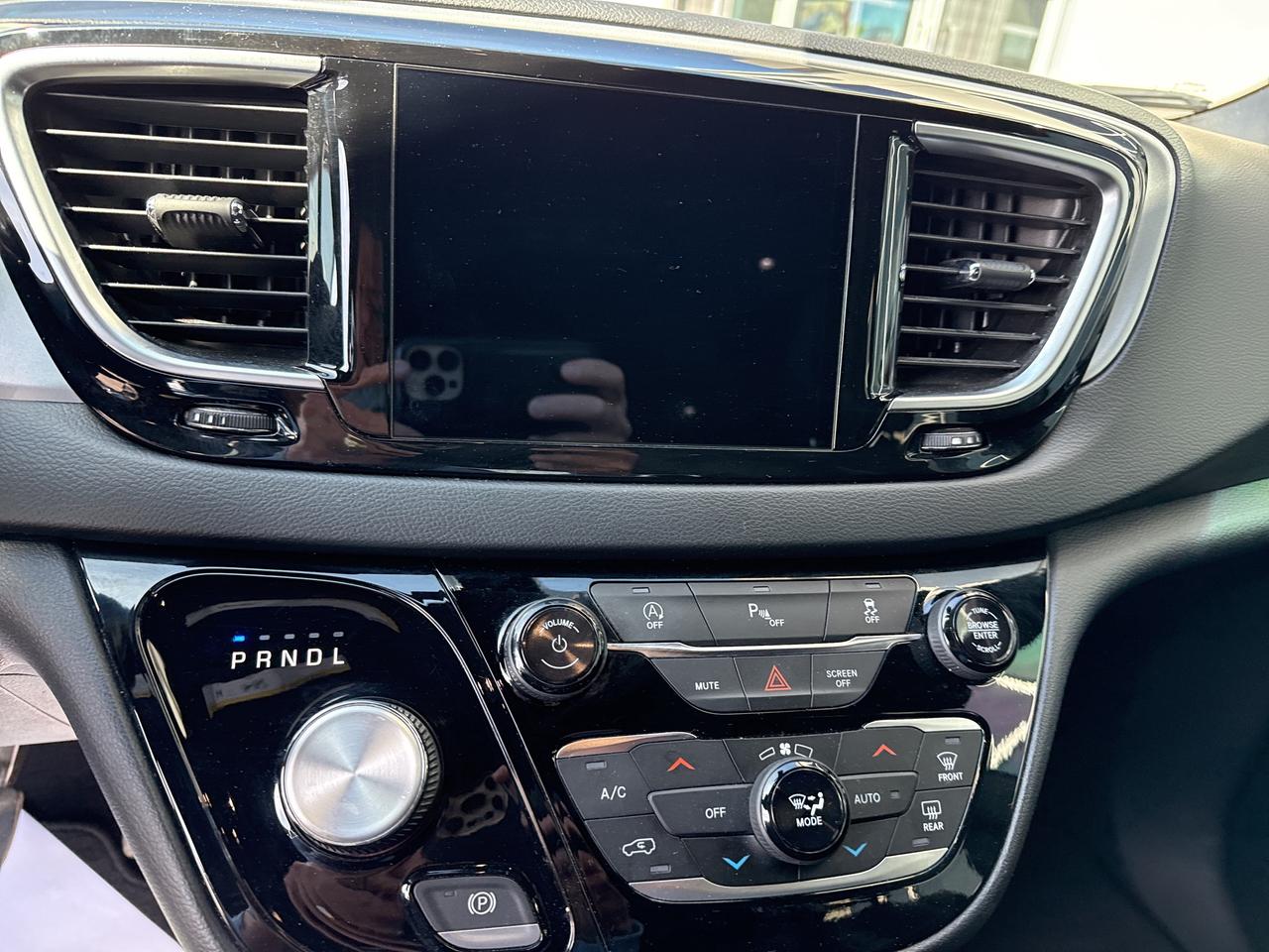 2019 Chrysler Pacifica Touring Plus Photo