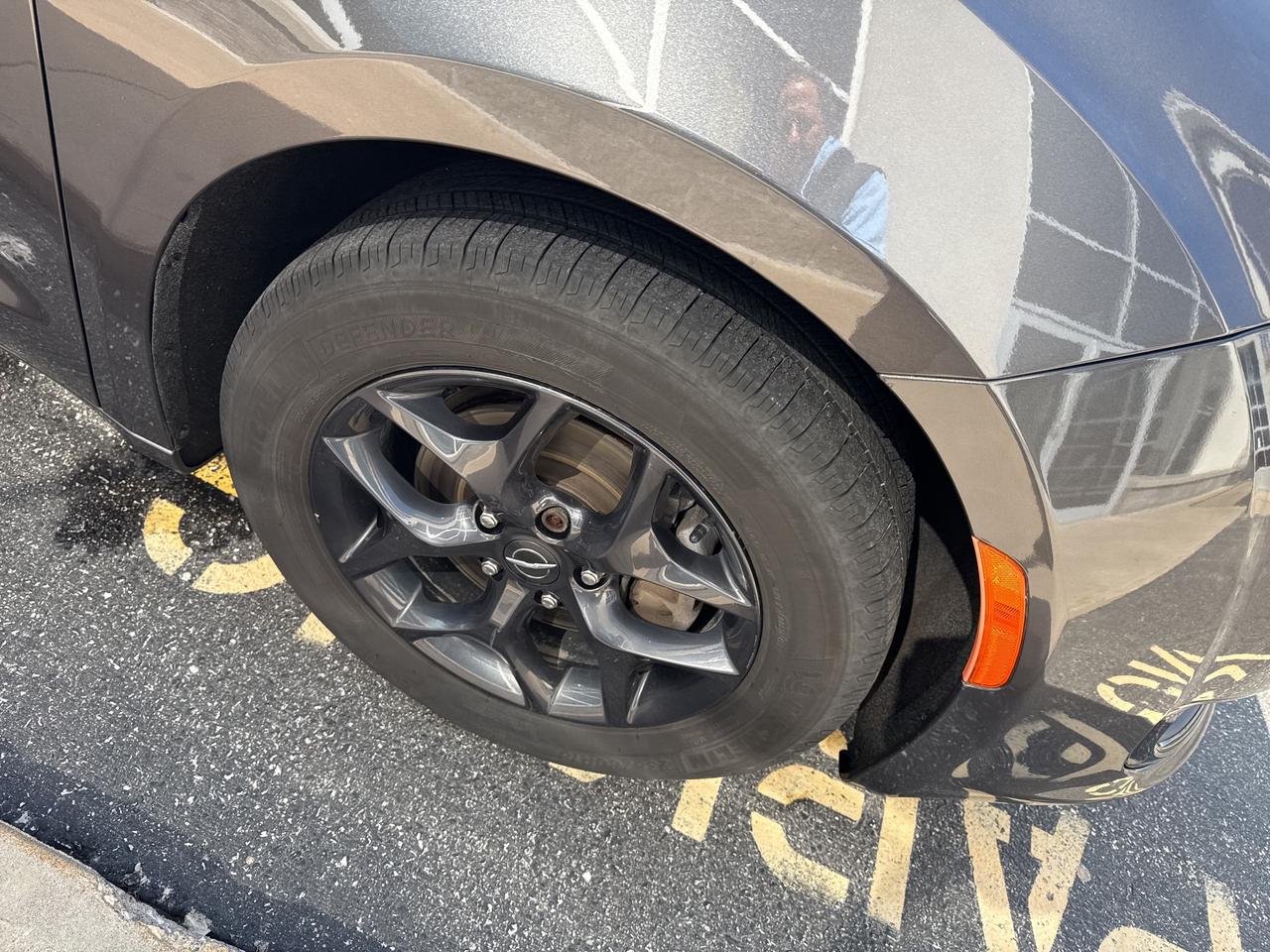 2019 Chrysler Pacifica Touring Plus Photo