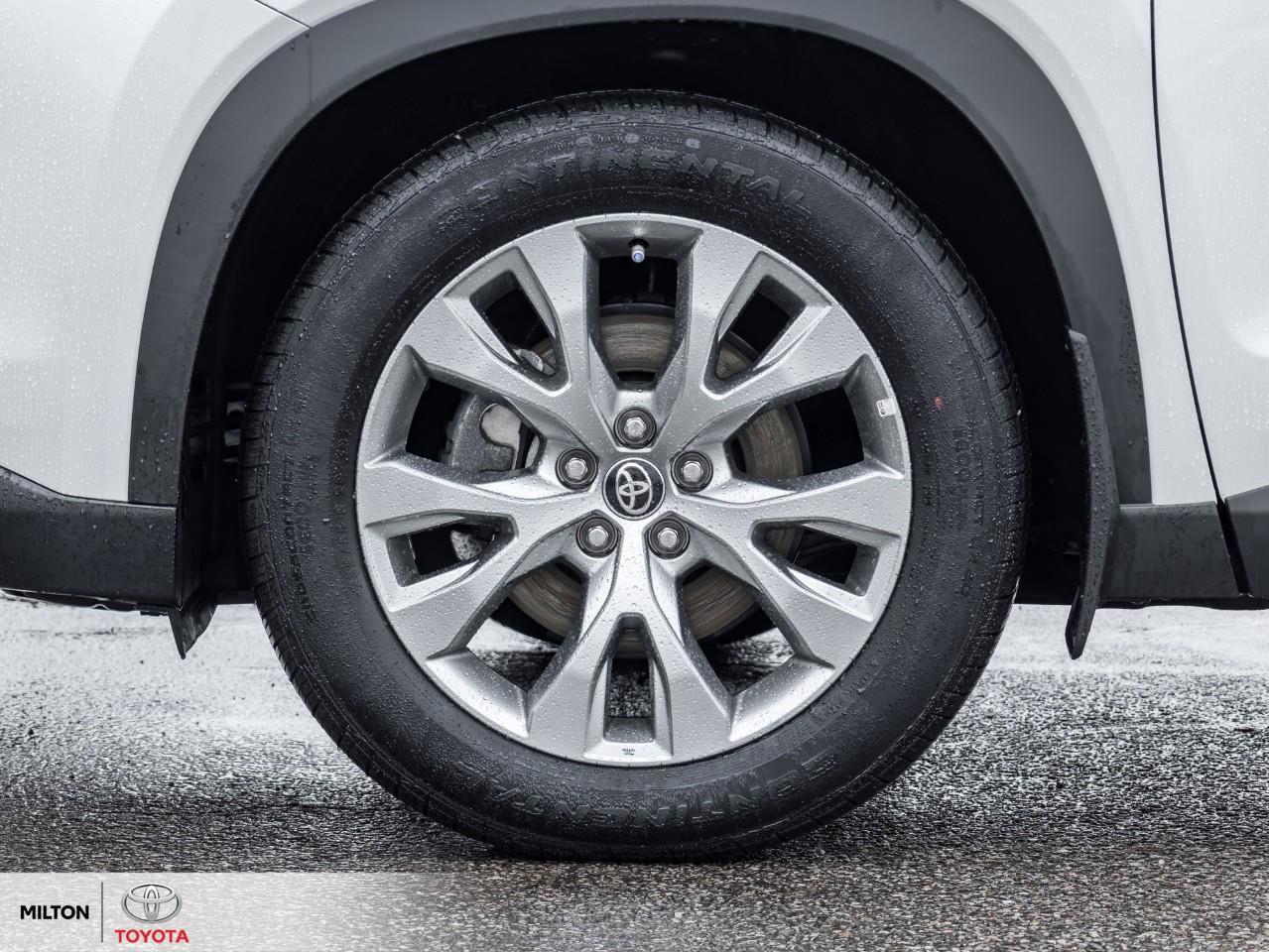 2025 Toyota Grand Highlander LEATHER HEATED STEERING PANORAMIC SUNROOF JBL SOUN Photo