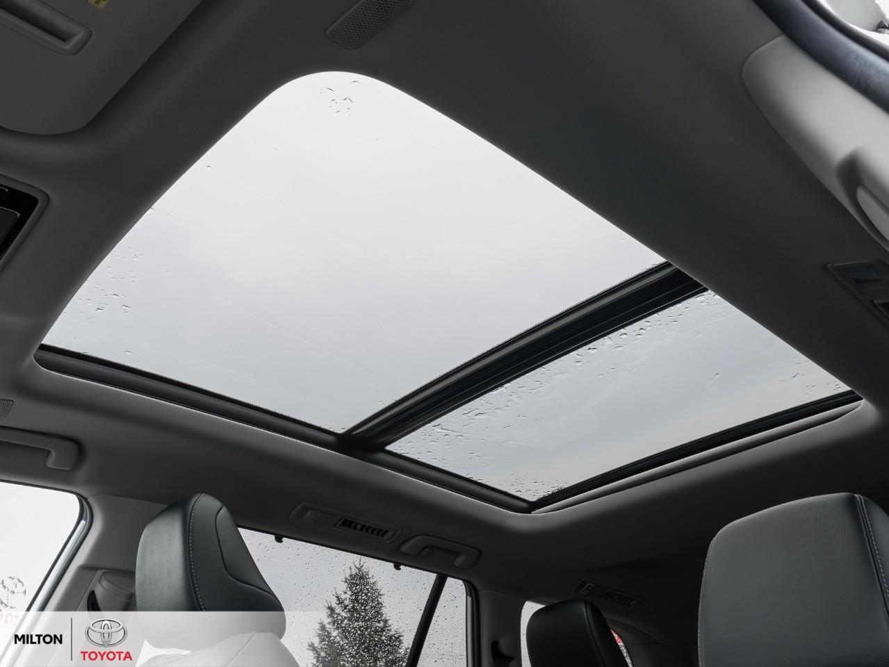 2025 Toyota Grand Highlander LEATHER HEATED STEERING PANORAMIC SUNROOF JBL SOUN Photo