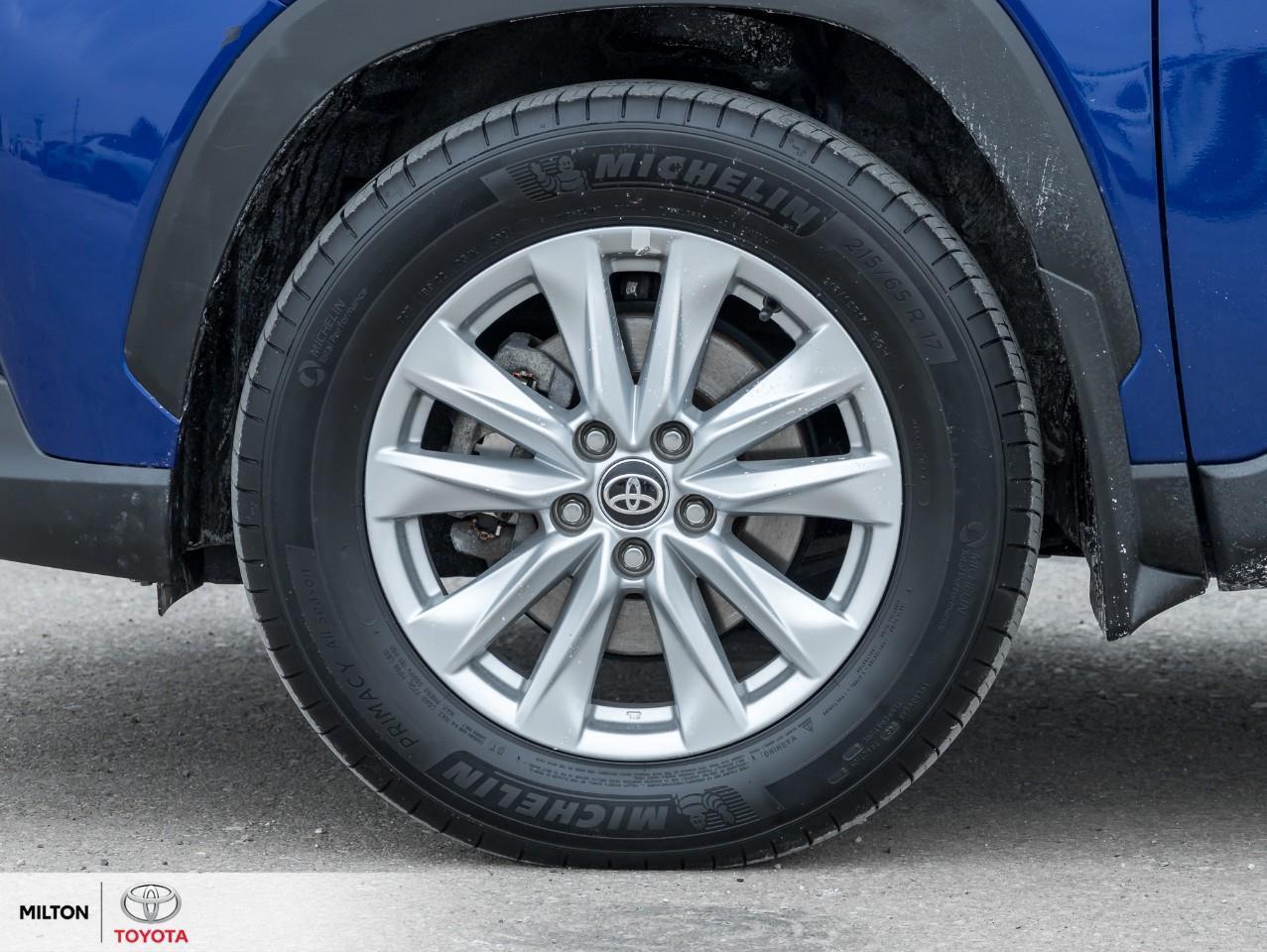 2024 Toyota Corolla Cross 8 MULTIMEDIA WIRELESS CARPLAY ANDROID AUTO HEATED Photo