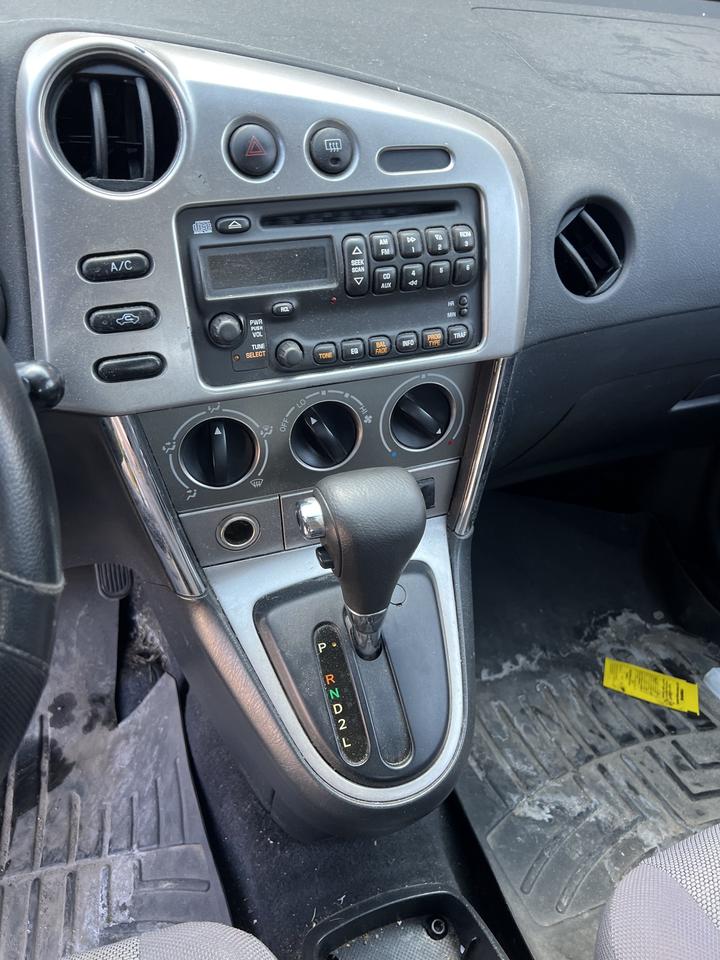 2003 Pontiac Vibe Wgn FWD power windows,locks ac auto Photo