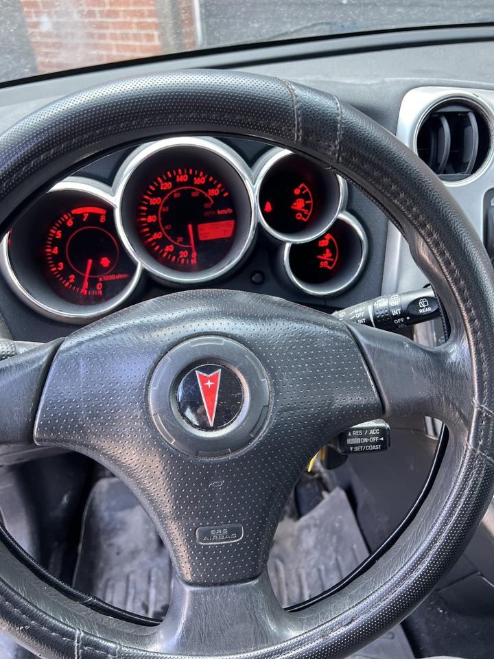 2003 Pontiac Vibe Wgn FWD power windows,locks ac auto Photo