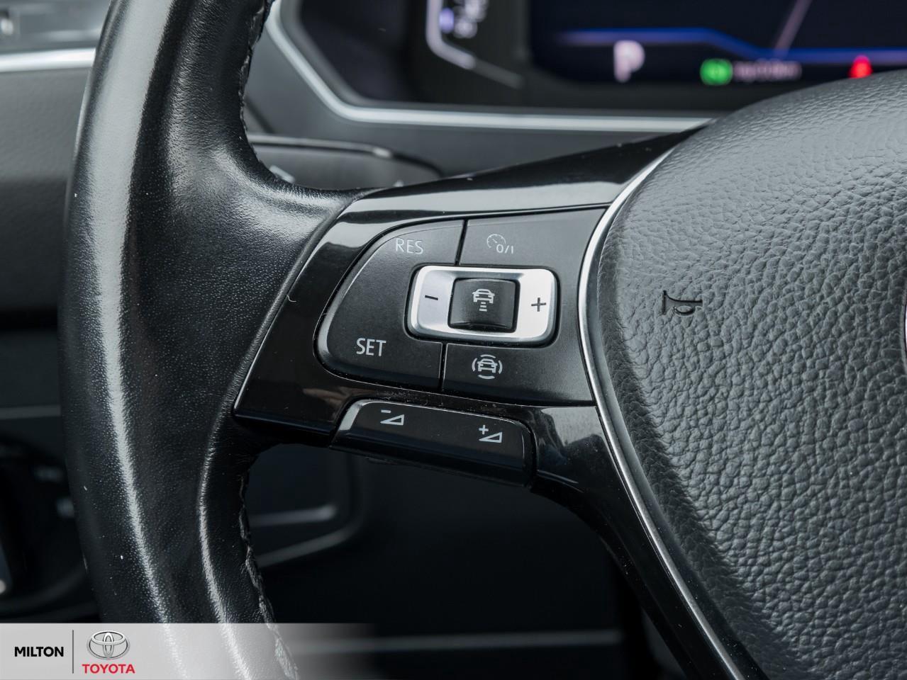 2019 Volkswagen Tiguan LEATHER PANORAMIC SUNROOF HEATED STEERING FENDER A Photo