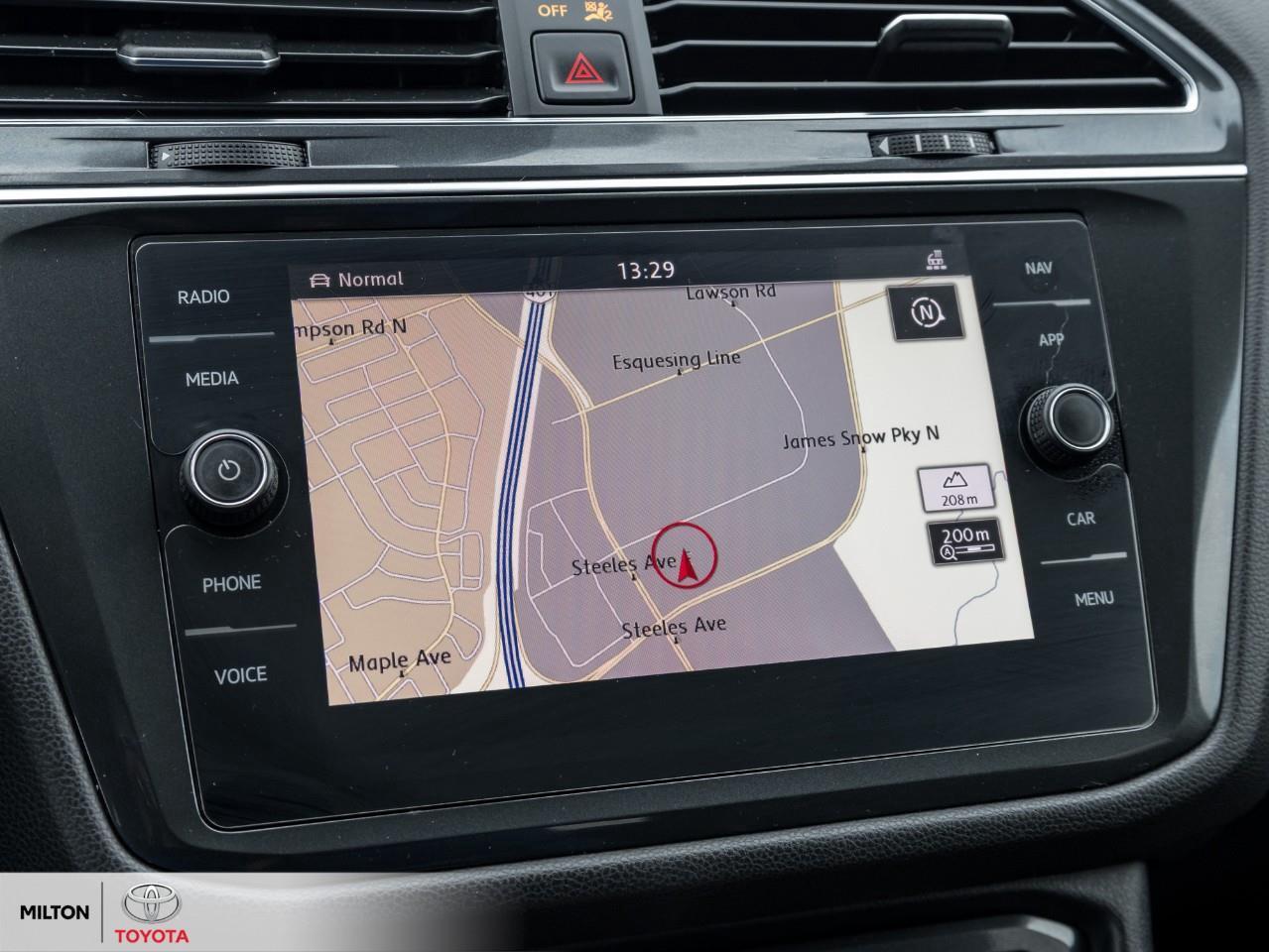 2019 Volkswagen Tiguan LEATHER PANORAMIC SUNROOF HEATED STEERING FENDER A Photo