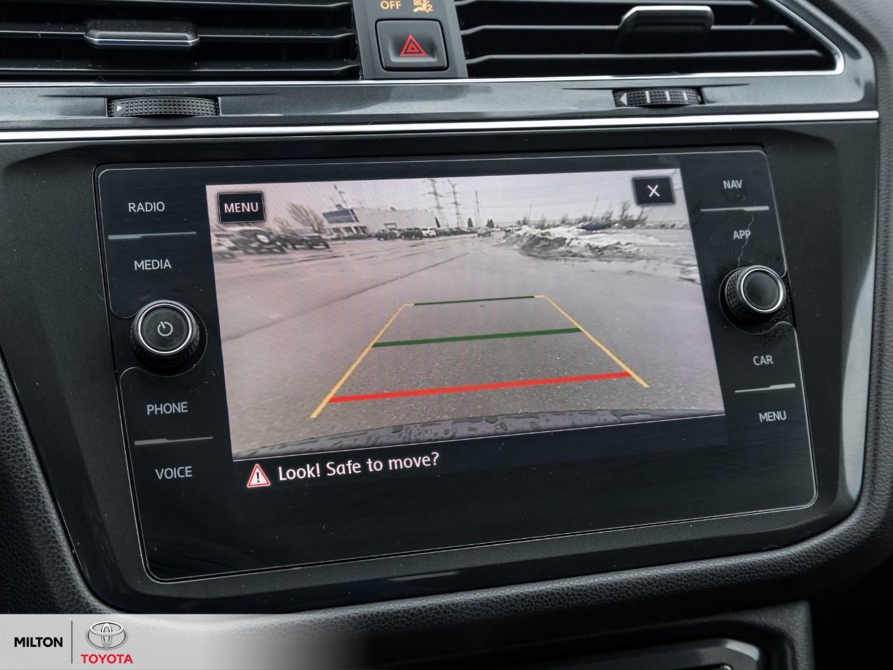 2019 Volkswagen Tiguan LEATHER PANORAMIC SUNROOF HEATED STEERING FENDER A Photo