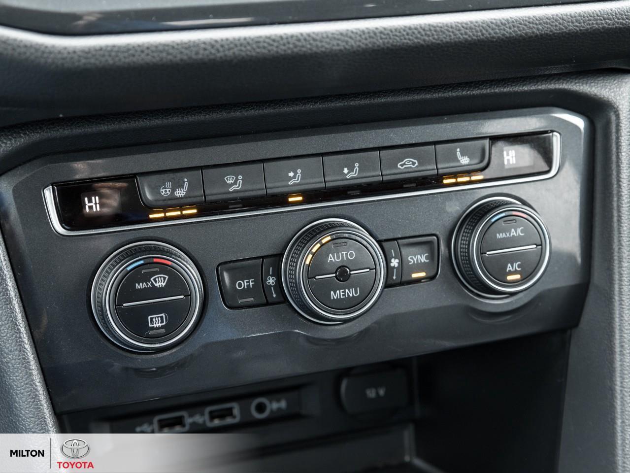 2019 Volkswagen Tiguan LEATHER PANORAMIC SUNROOF HEATED STEERING FENDER A Photo