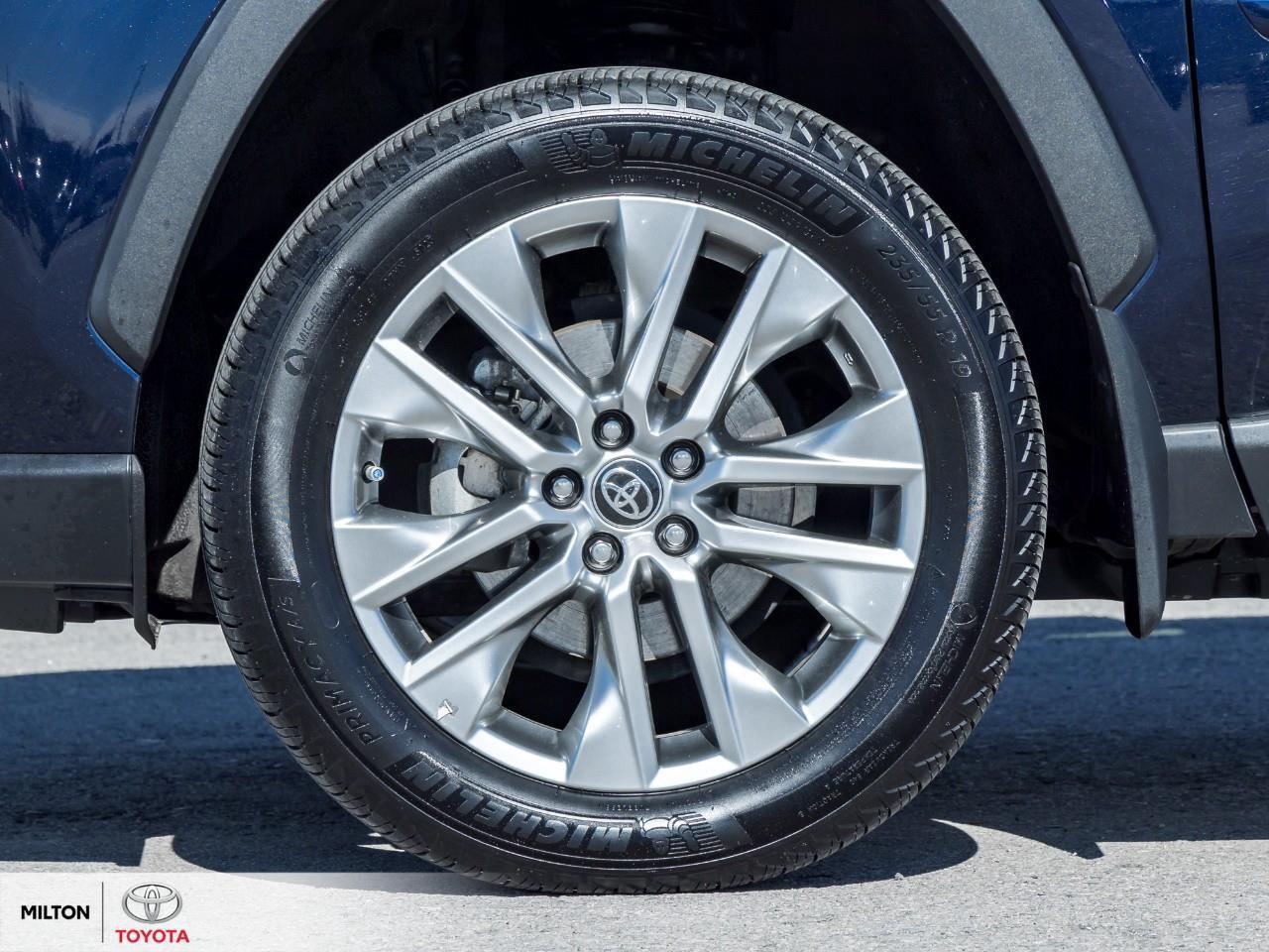 2024 Toyota RAV4 LEATHER MOONROOF JBL SOUND CARPLAY VENTILATED SEAT Photo