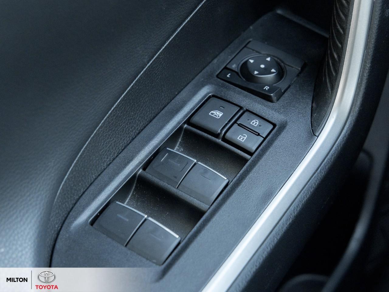 2024 Toyota RAV4 LEATHER MOONROOF JBL SOUND CARPLAY VENTILATED SEAT Photo