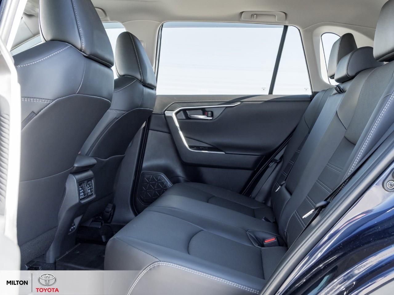 2024 Toyota RAV4 LEATHER MOONROOF JBL SOUND CARPLAY VENTILATED SEAT Photo