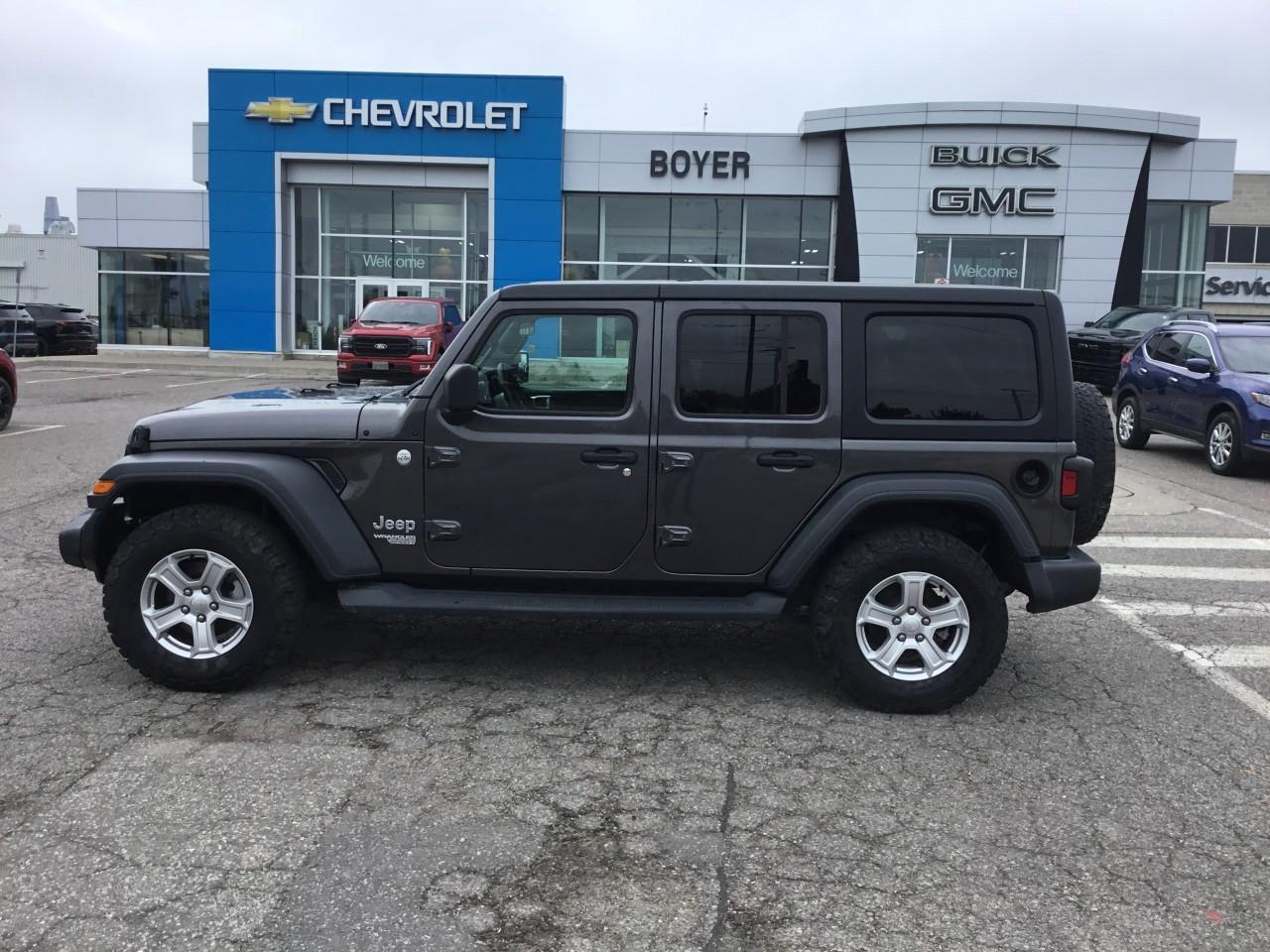 2018 Jeep WRANGLER UNLIMITED Sport Photo