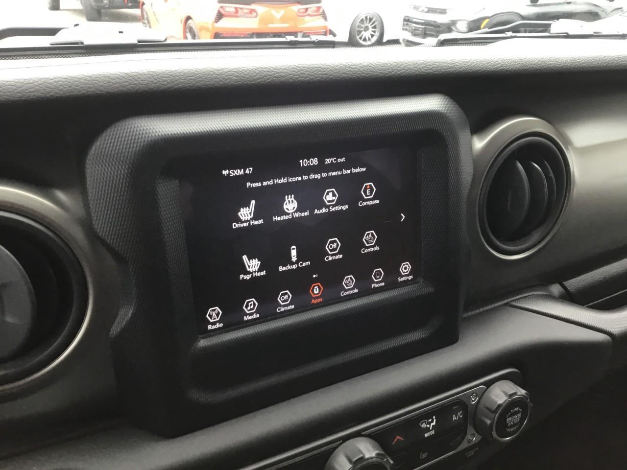 2018 Jeep WRANGLER UNLIMITED Sport Photo