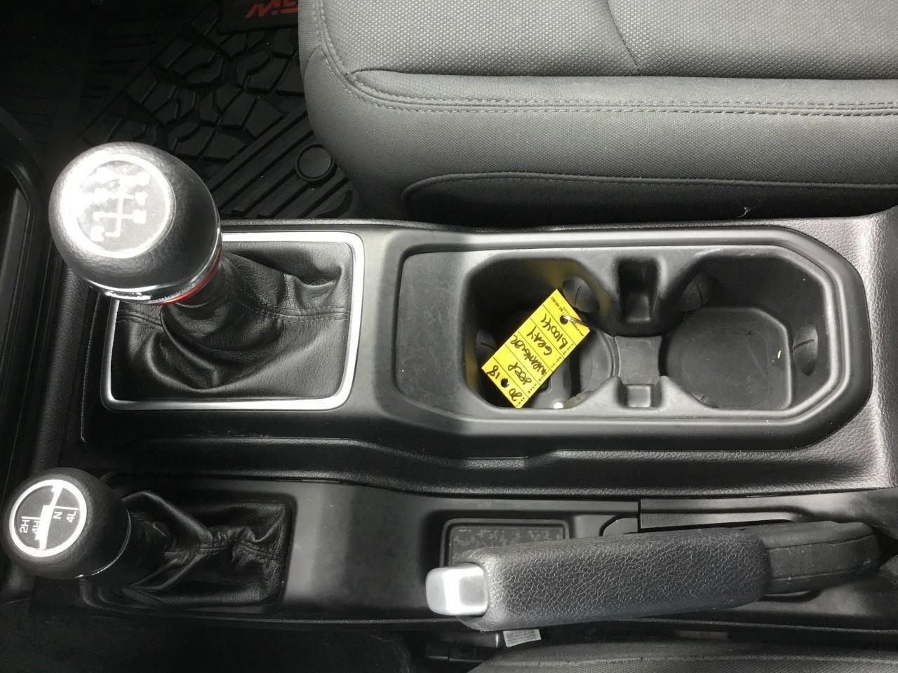 2018 Jeep WRANGLER UNLIMITED Sport Photo