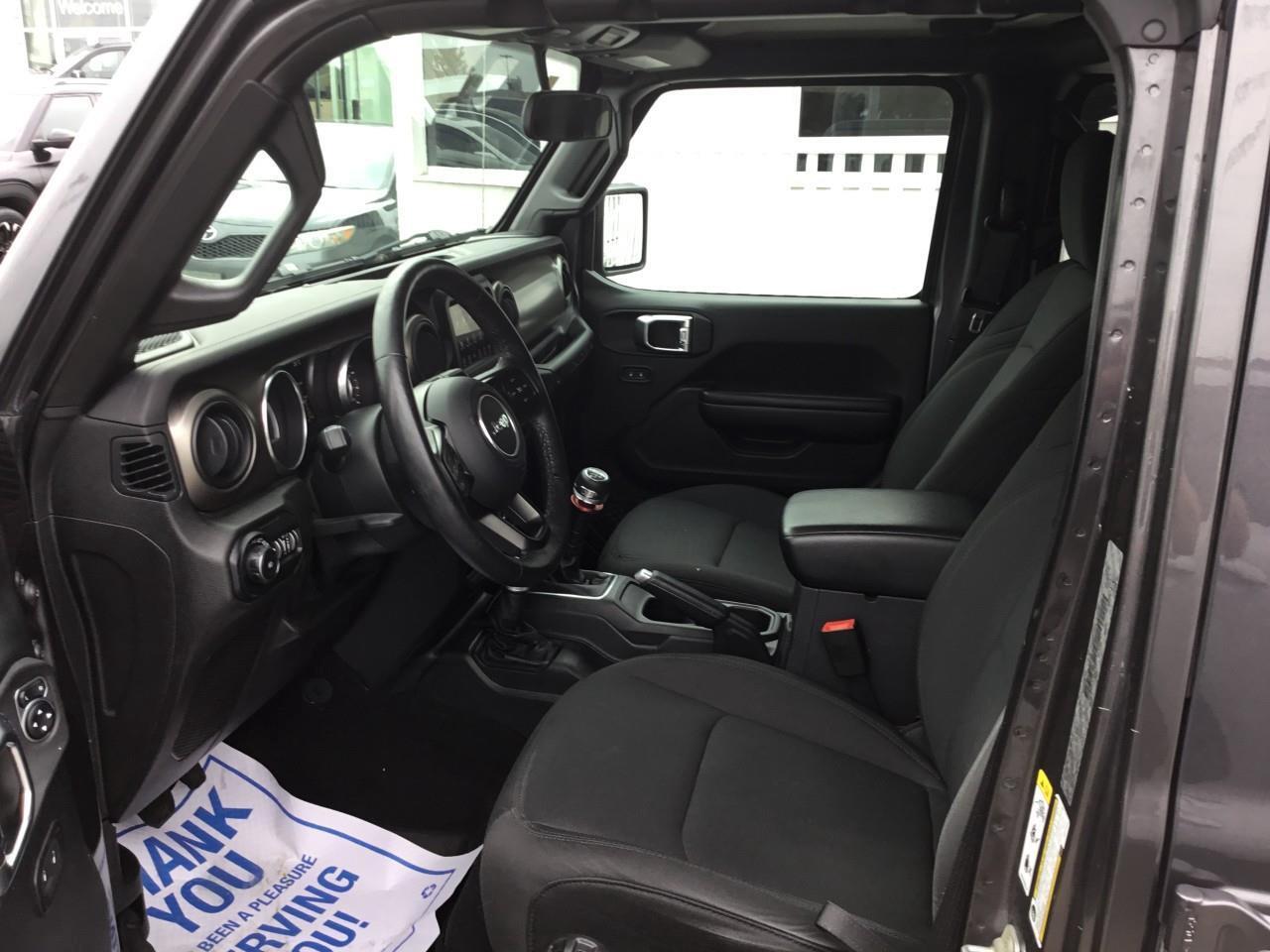 2018 Jeep WRANGLER UNLIMITED Sport Photo