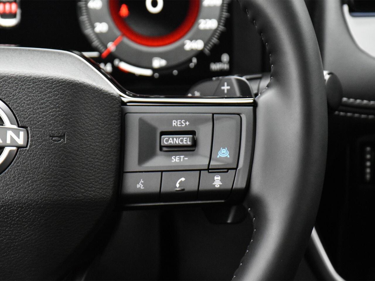 2025 Nissan Rogue SL, LEATHER INTERIOR, APPLE CARPLAY, AWD Photo