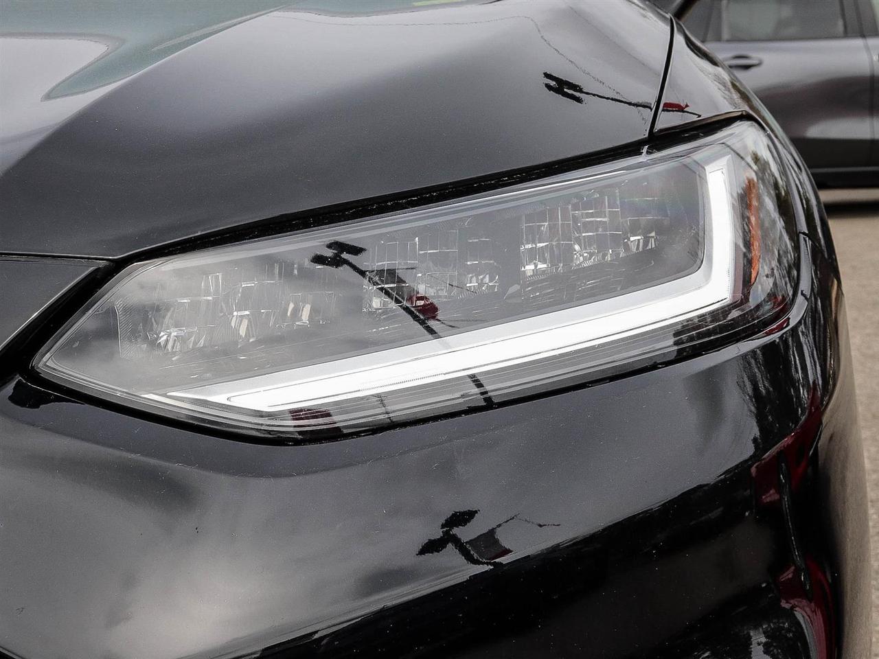 2024 Honda HR-V LX-B Photo