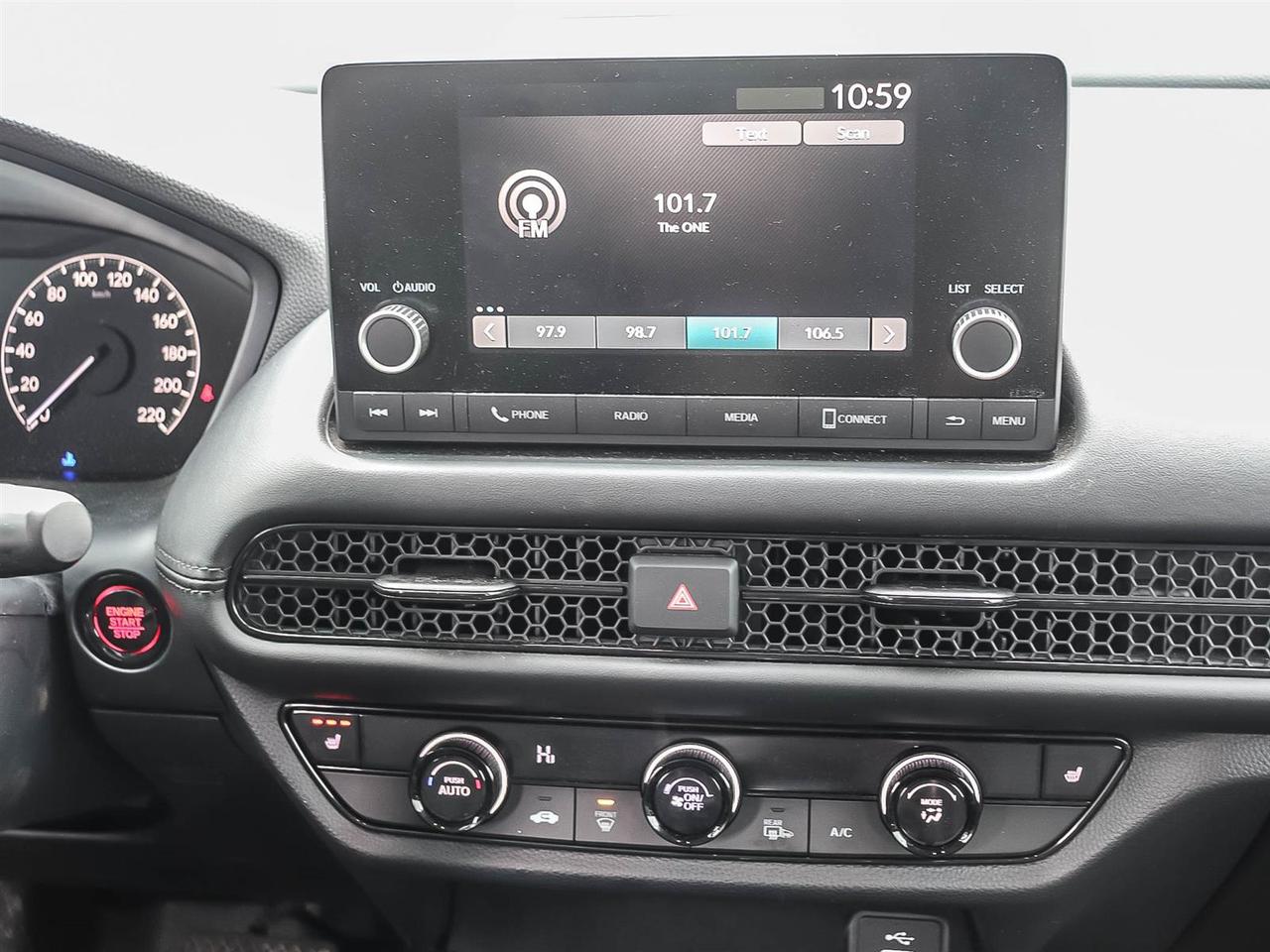 2024 Honda HR-V LX-B Photo