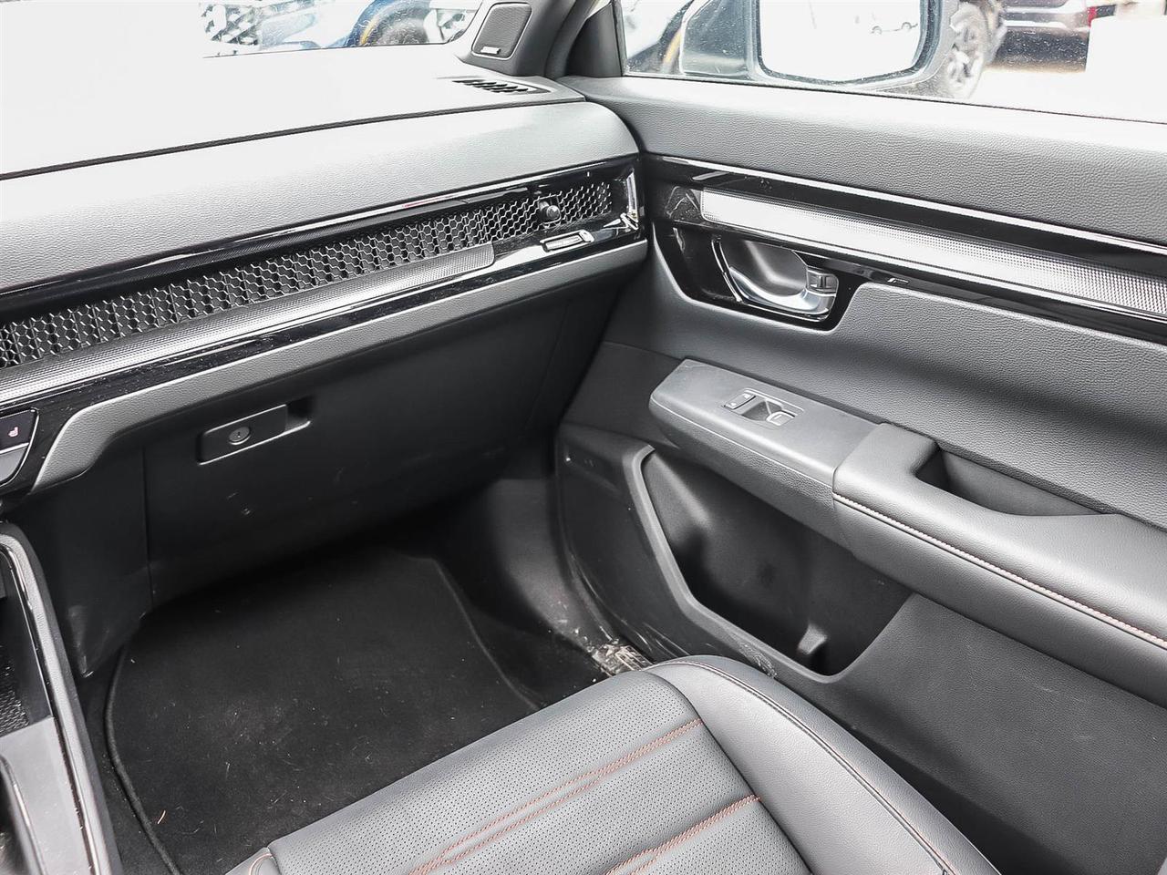 2025 Honda CR-V Hybrid Touring Photo