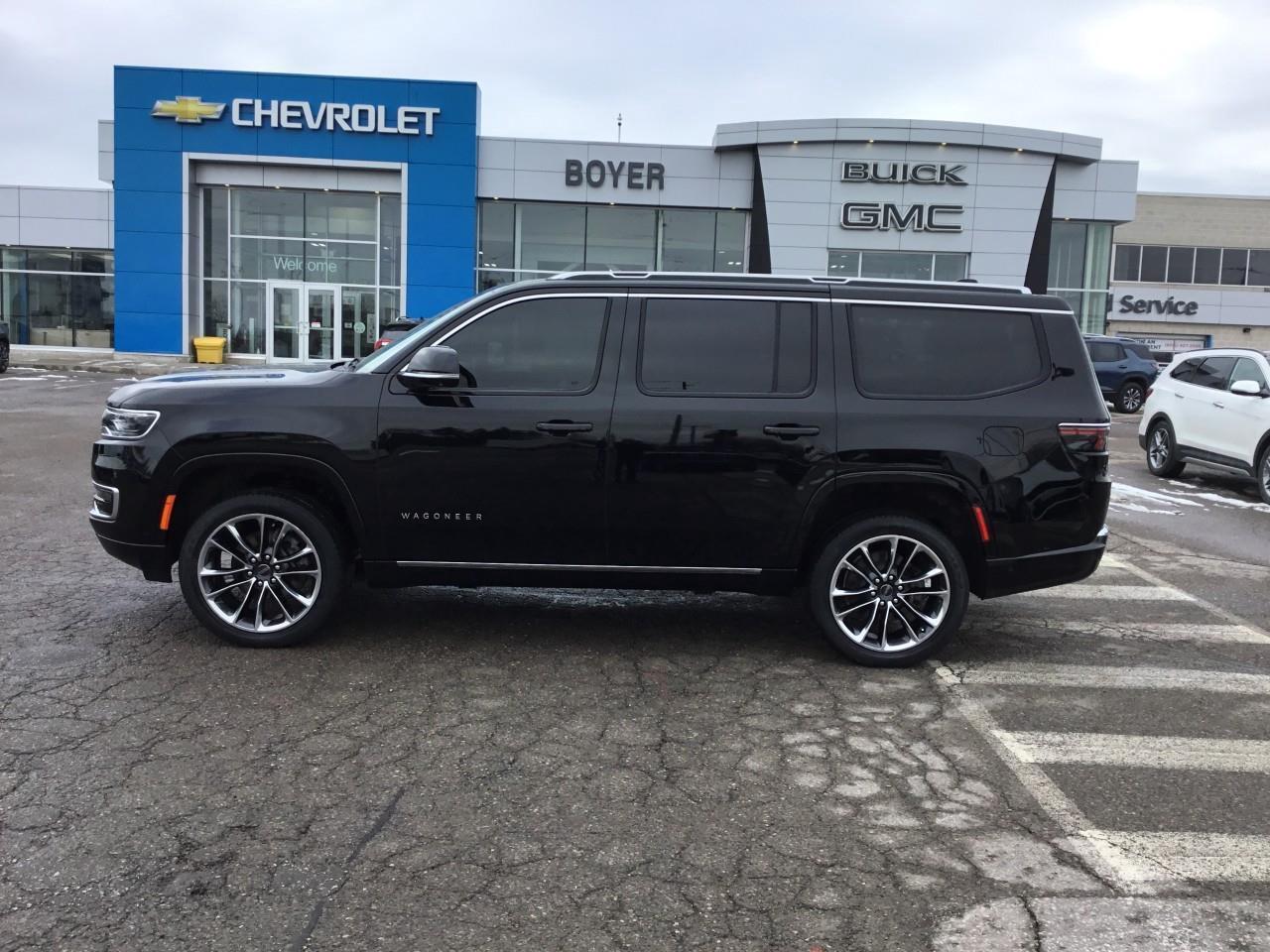 2023 Jeep Wagoneer Series III Photo