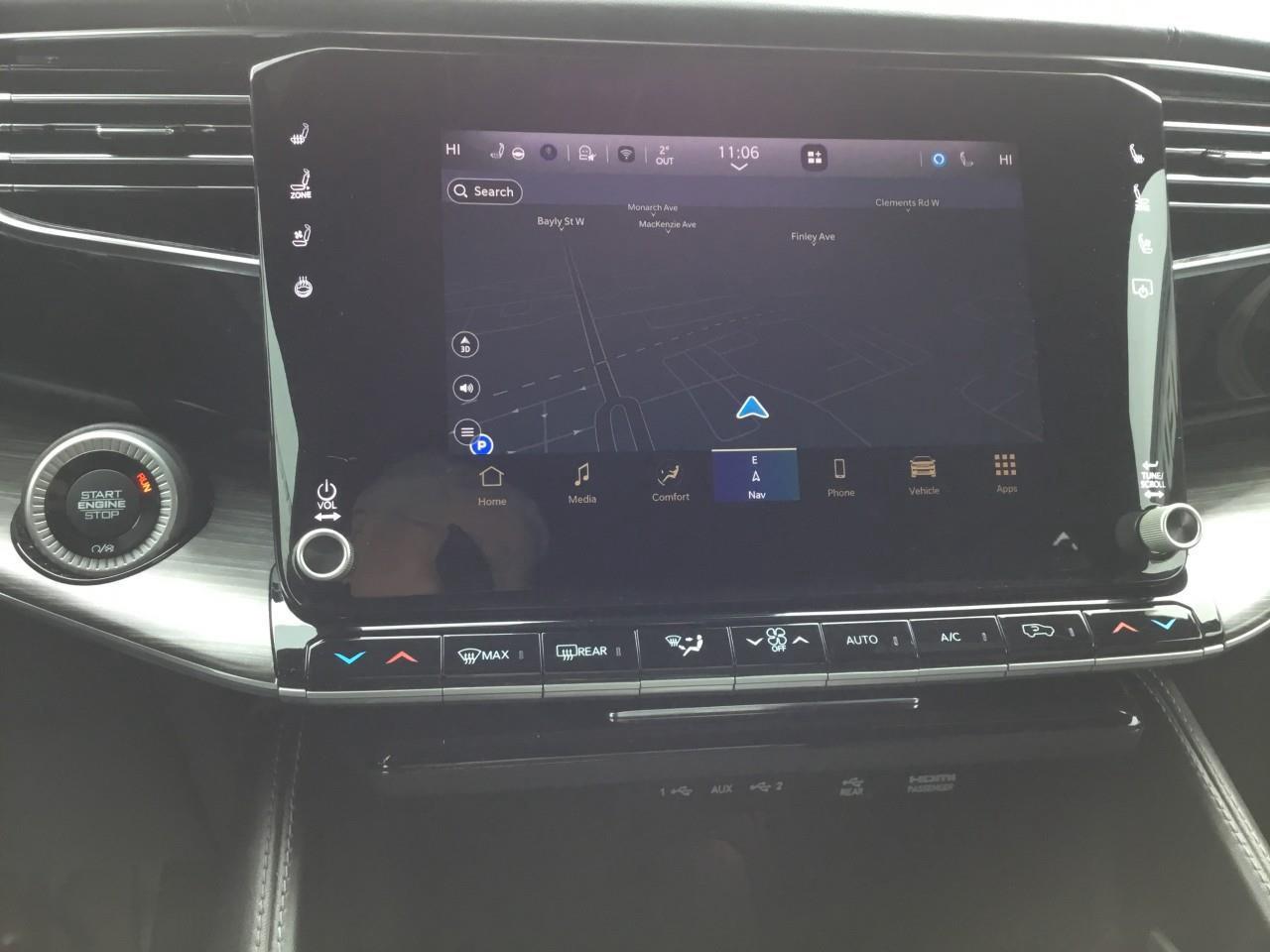 2023 Jeep Wagoneer Series III Photo