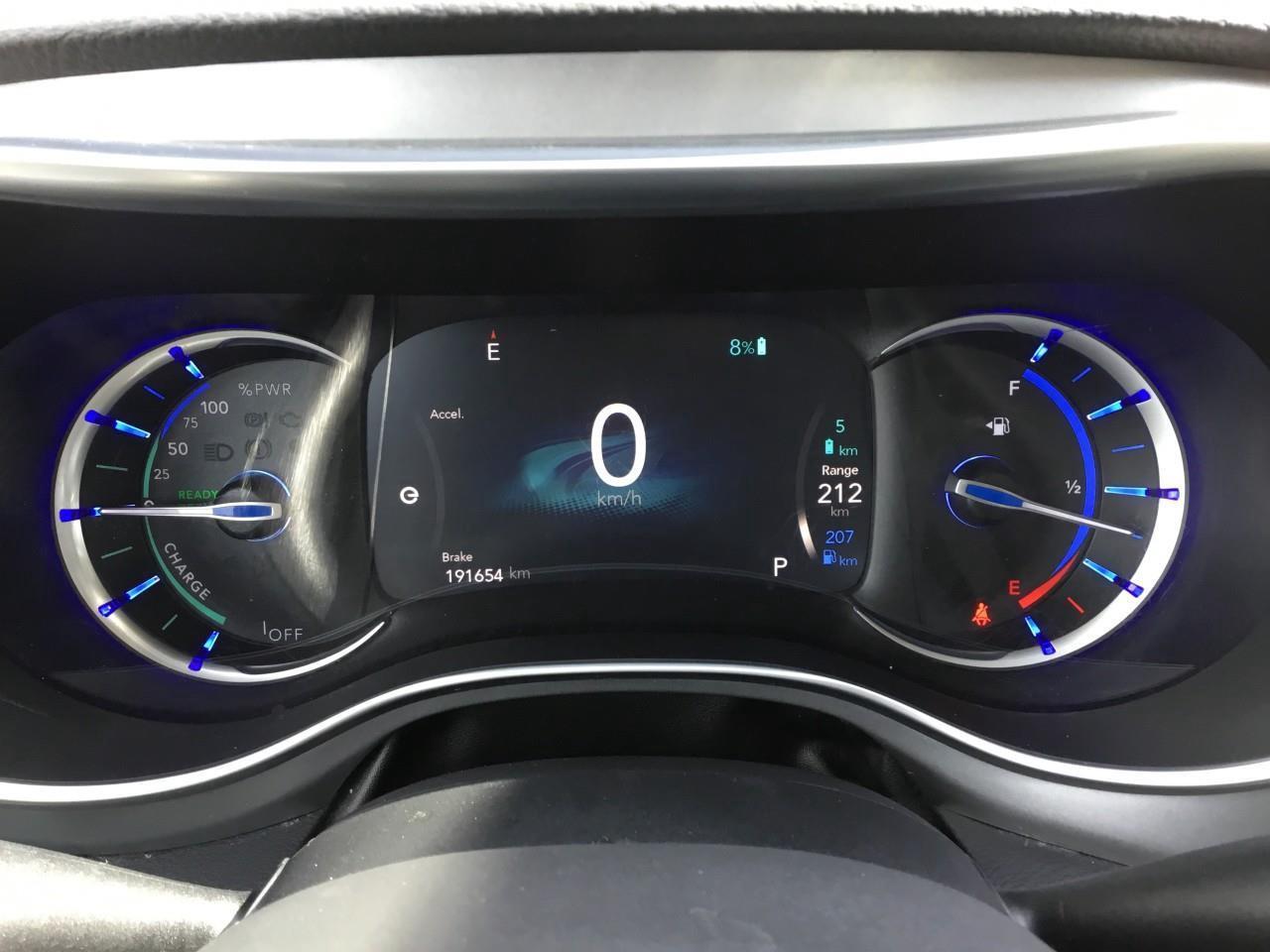 2018 Chrysler Pacifica Hybrid Limited Photo
