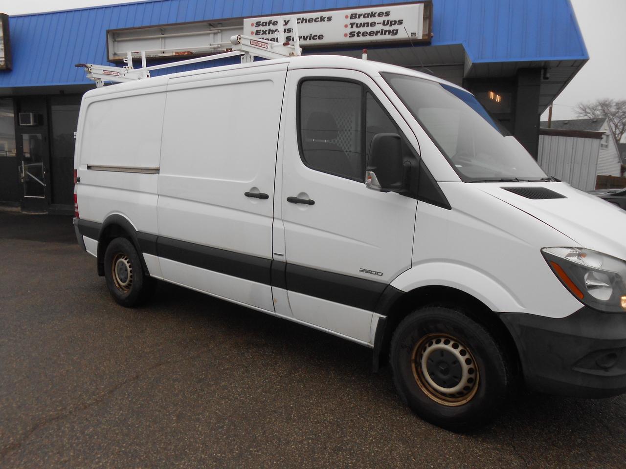 2016 Mercedes-Benz Sprinter RWD 2500 144  GREAT WORK VAN DIESEL Photo2