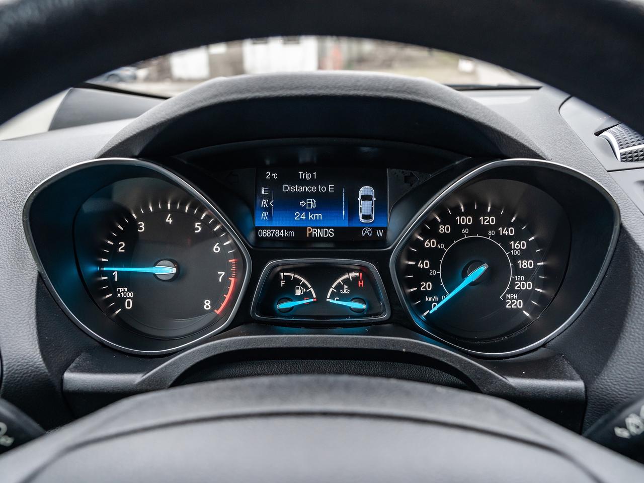 2019 Ford Escape SE 4WD  NAVI  BACK UP CAMERA  LOW KMS Photo