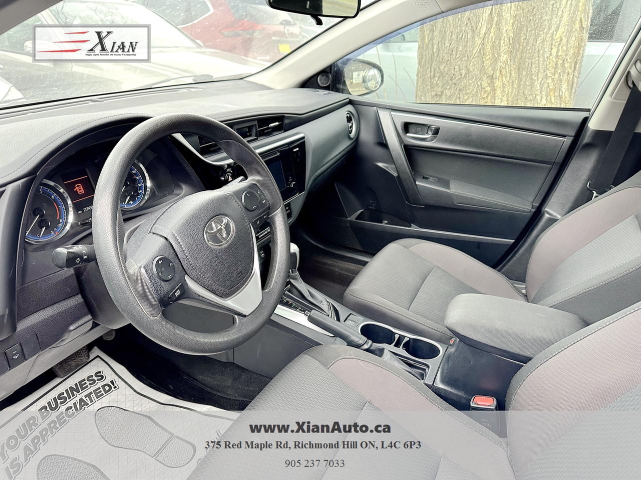 2017 Toyota Corolla 4dr Sdn CVT LE Photo