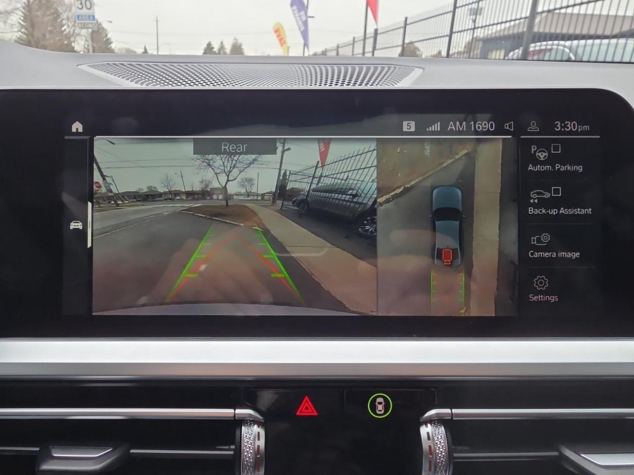 2021 BMW 3 Series 330i xDrive *NO ACCIDENTS/HUD/HARMAN KARDON/CARPLA Photo