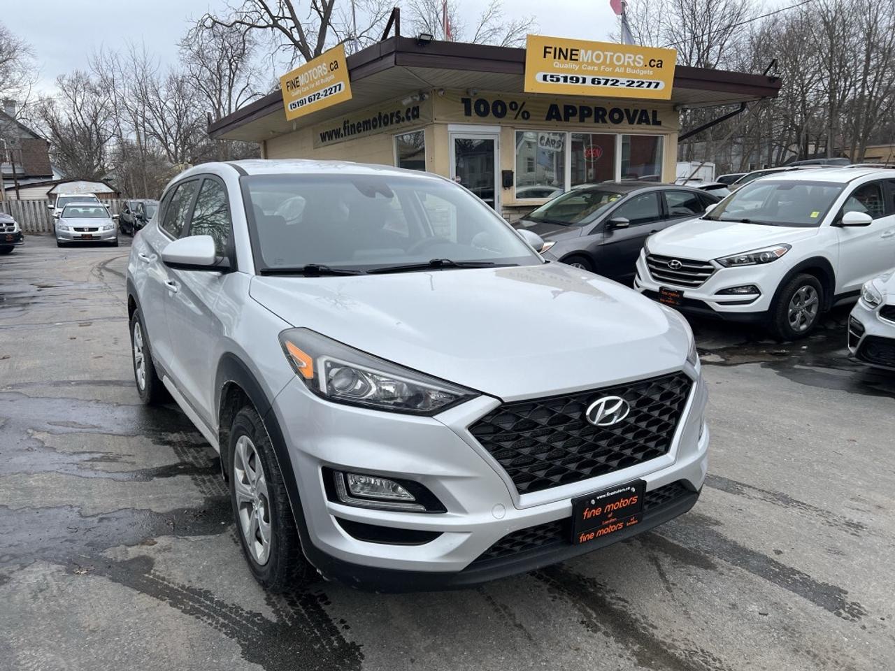 2019 Hyundai Tucson SE 4dr Front-wheel Drive Automatic Photo0