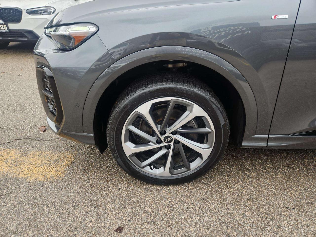 2025 Audi Q5 S-LINE BLACK PKG, HEADS UP DISPLAY, PANO, Photo