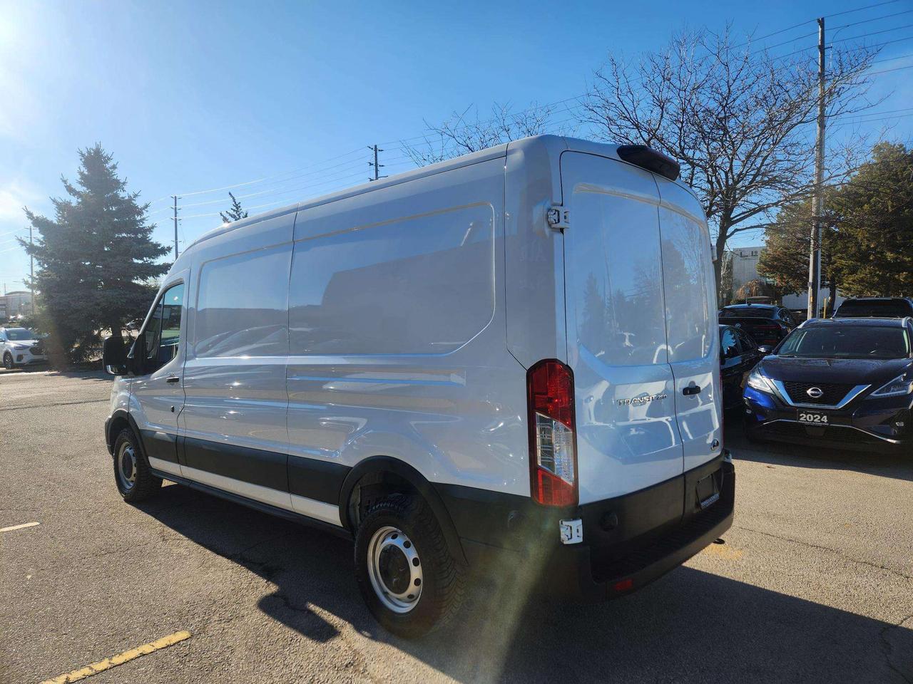 2024 Ford Transit Cargo Van T250 MID ROOF 148WB , RWD, SOLD CERTIFIED, NO FEES Photo