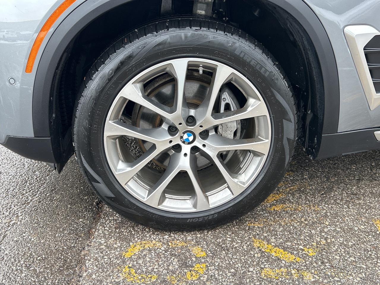 2025 BMW X5 HEADS UP DISPLAY,HARMON KARDON,REMOTE START,PANO Photo