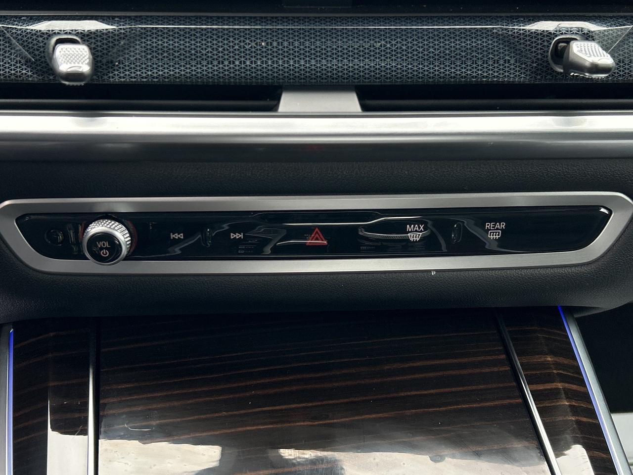 2025 BMW X5 HEADS UP DISPLAY,HARMON KARDON,REMOTE START,PANO Photo