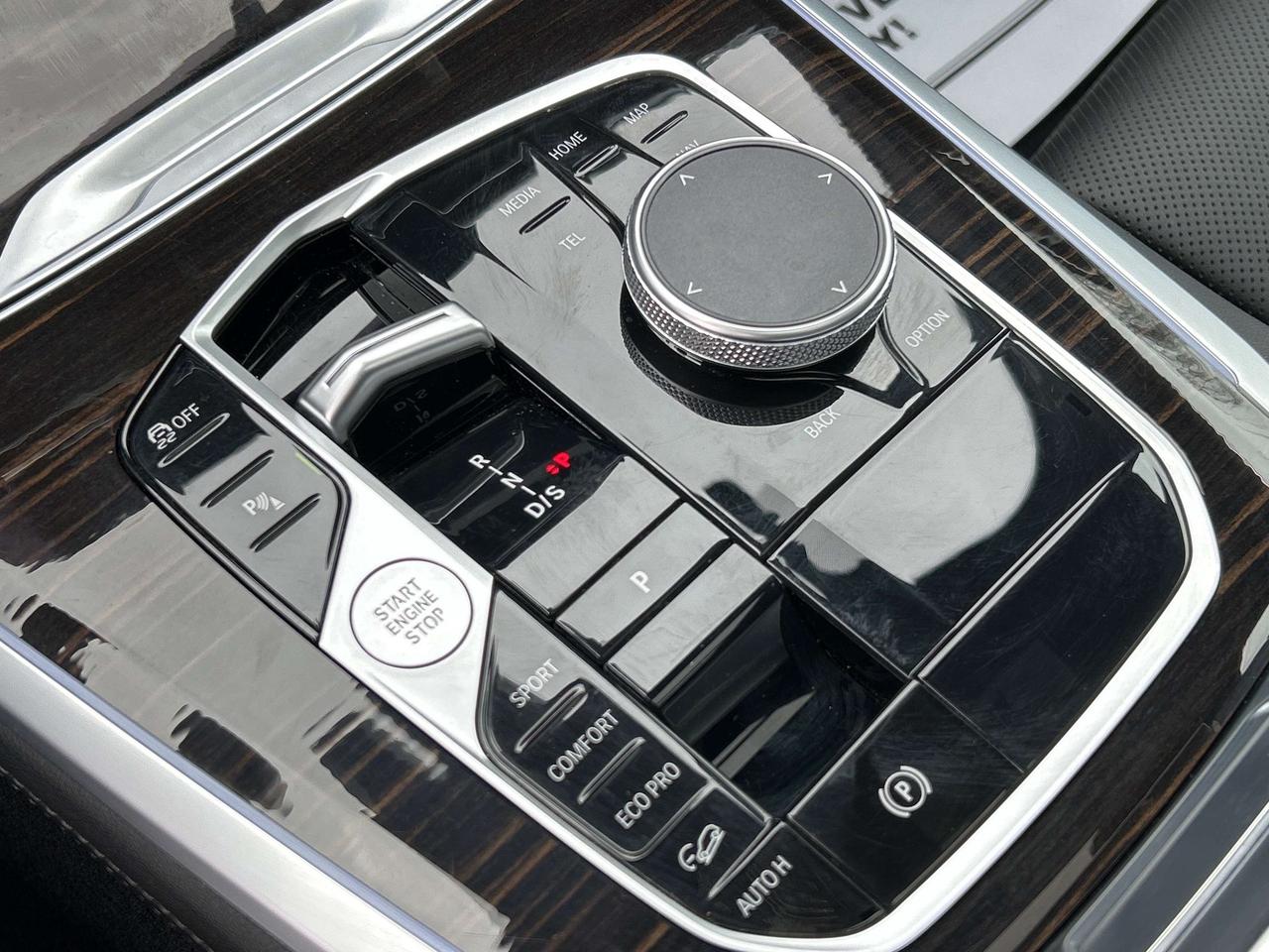 2025 BMW X5 HEADS UP DISPLAY,HARMON KARDON,REMOTE START,PANO Photo