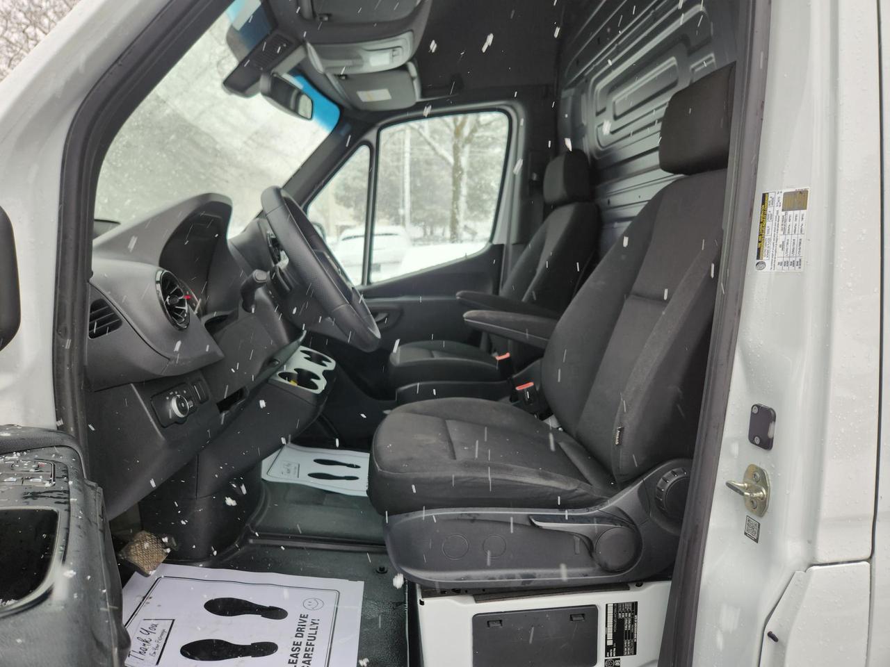 2025 Mercedes-Benz Sprinter Cargo Van 2500 High Roof I4 Diesel 170/ 4 NEW MICHELIN TIRES Photo