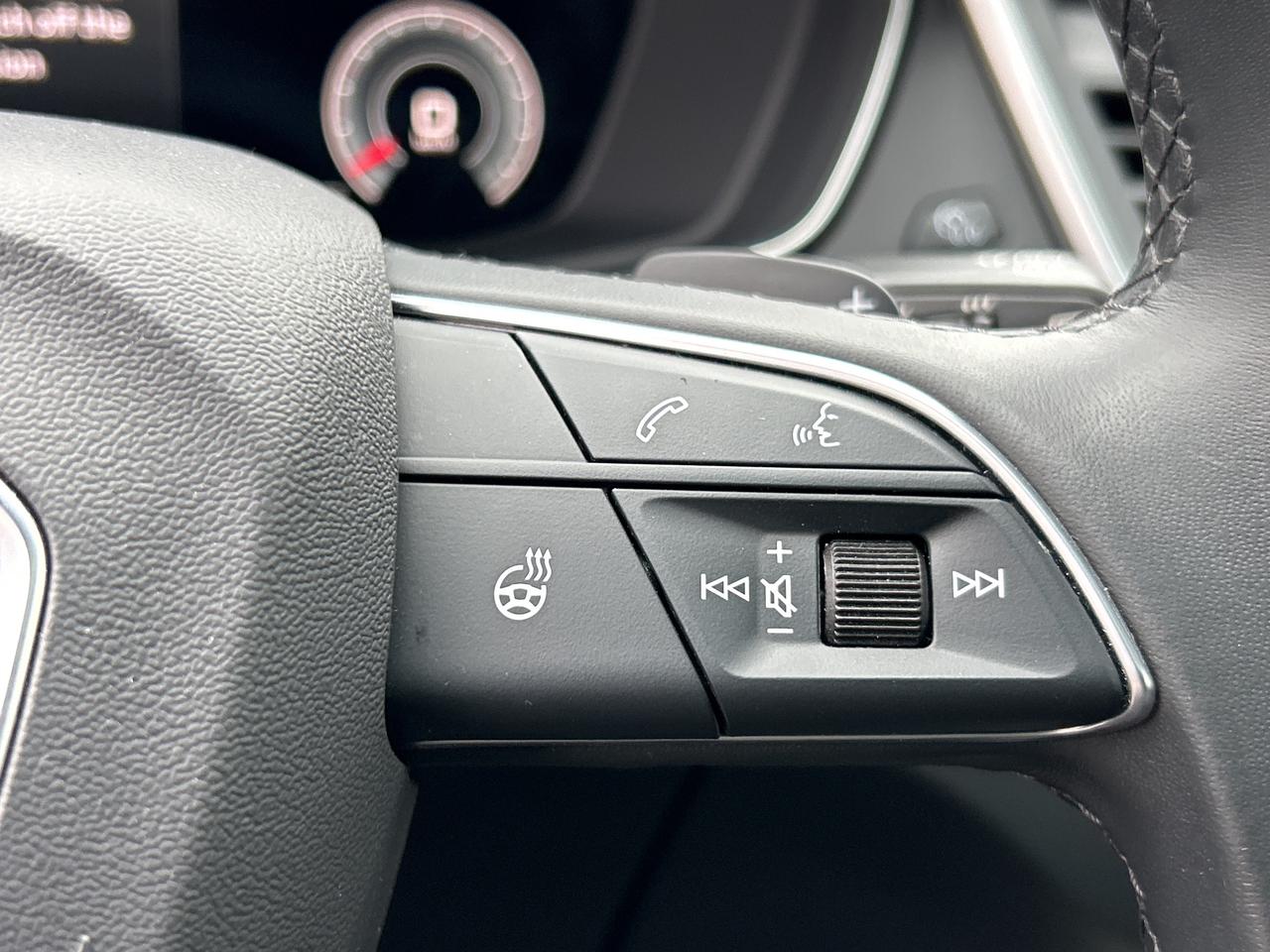 2024 Audi Q5 S-LINE,PANO,ADAPTIVE CRUISE,AMBIENT LIGHTING, NAVI Photo