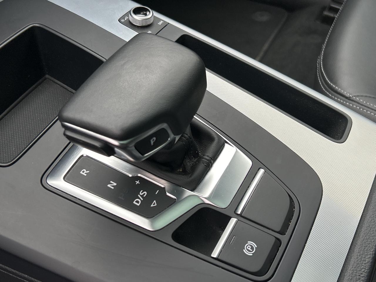 2024 Audi Q5 S-LINE,PANO,ADAPTIVE CRUISE,AMBIENT LIGHTING, NAVI Photo